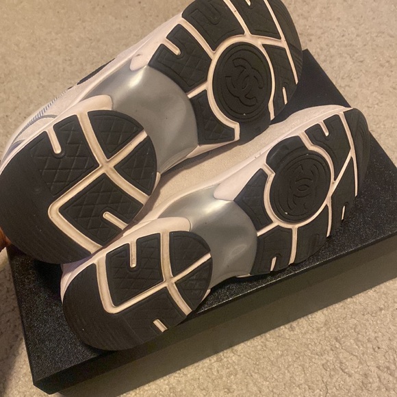 CHANEL Sneakers/Trainers - Picture 5 of 11